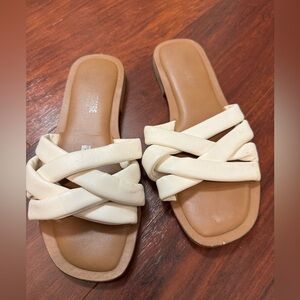 Women's Cream Slide Sandals